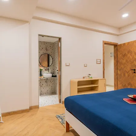Elivaas 1 Bhk With Rooftop Pool - Kamerios Verano Nerul  Exterior photo