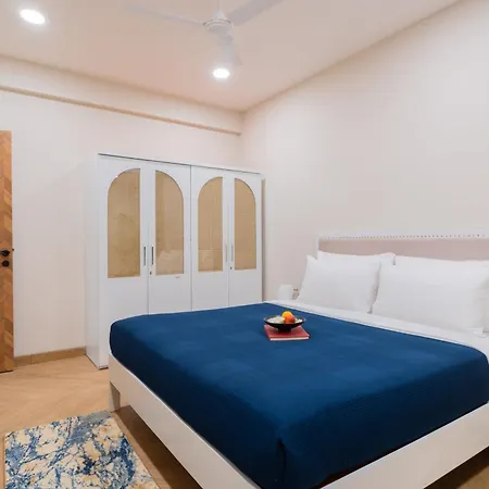 Elivaas 1 Bhk With Rooftop Pool - Kamerios Verano Nerul  Exterior photo