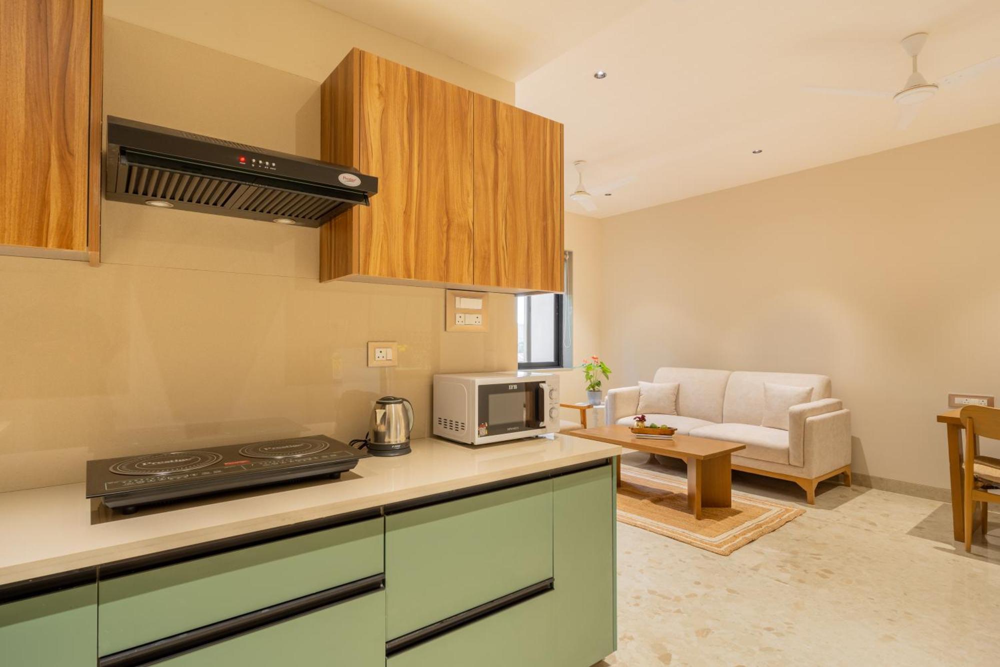 Apartment Elivaas 1 Bhk With Rooftop Pool - Kamerios Verano