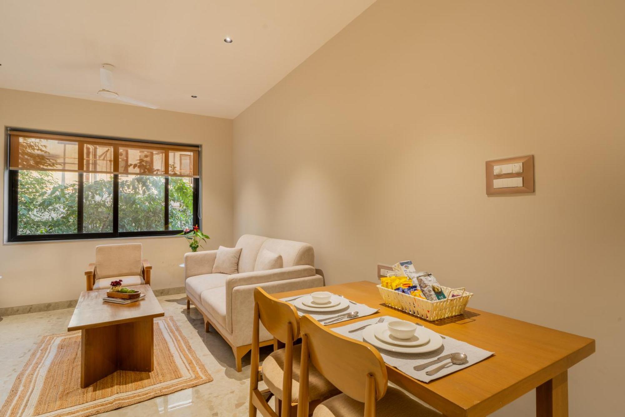 Apartment Elivaas 1 Bhk With Rooftop Pool - Kamerios Verano *