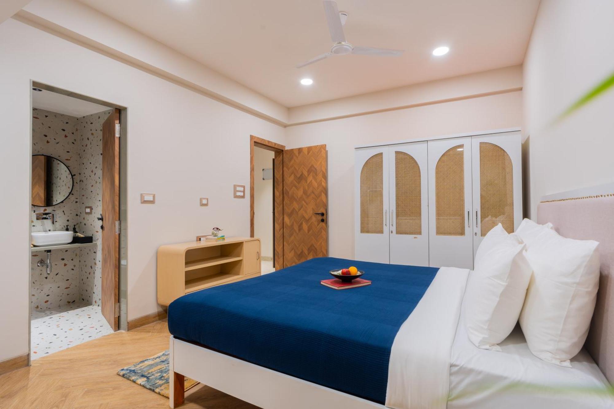 Elivaas 1 Bhk With Rooftop Pool - Kamerios Verano Nerul (Goa)